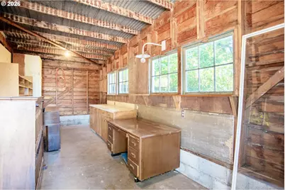 146 NE Currin St, Estacada, OR 97023 - Photo 35