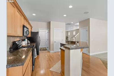 17804 NE 37th St, Vancouver, WA 98682 - Photo 13
