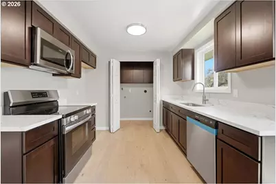 19805 SW Rock Rd, Beaverton, OR 97003 - Photo 11