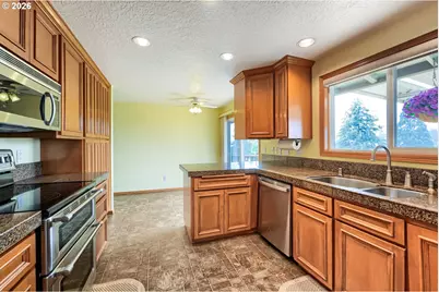 15207 SE Ondo Rivera Dr, Damascus, OR 97089 - Photo 7
