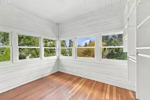 6372 NE Cleveland Ave, Portland, OR 97211 - Photo 27