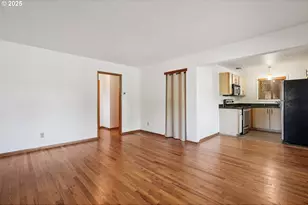 908 SW Gaines St, Portland, OR 97239 - Photo 7