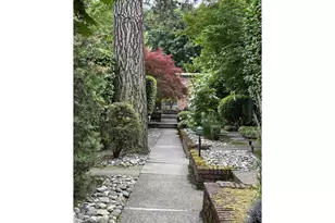 908 SW Gaines St, Portland, OR 97239 - Photo 21