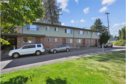 908 SW Gaines St #31, Portland, OR 97239 - Photo 3