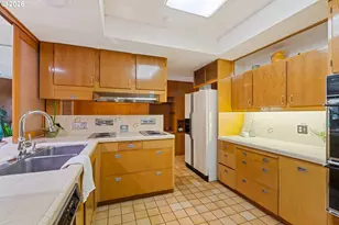 1001 Cherry Heights Rd, The Dalles, OR 97058 - Photo 15