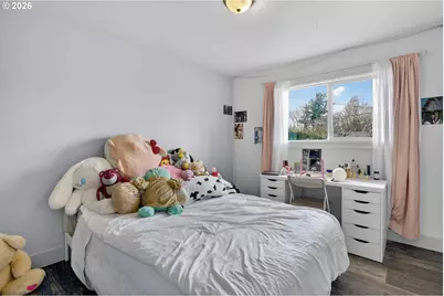 4274 5th St, Hubbard, OR 97032 - Photo 9