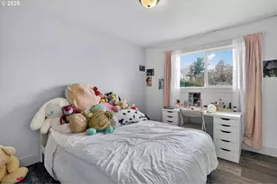 4274 5th St, Hubbard, OR 97032 - Photo 9