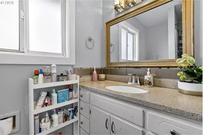 4274 5th St, Hubbard, OR 97032 - Photo 11