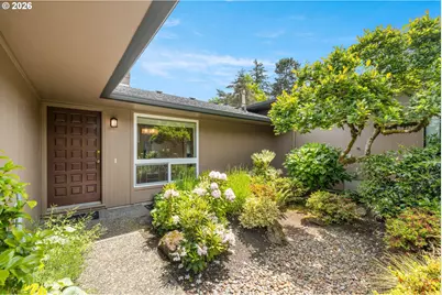 6 Condolea Dr, Lake Oswego, OR 97035 - Photo 1