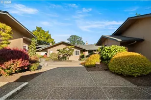 6 Condolea Dr, Lake Oswego, OR 97035 - Photo 31