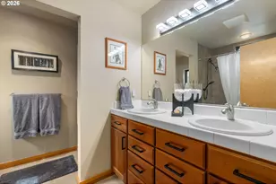 701 Creek View Ln, The Dalles, OR 97058 - Photo 21