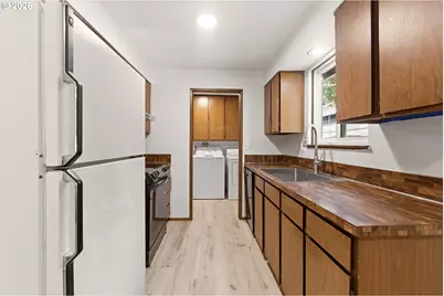 3836 SE 91st Ave, Portland, OR 97266 - Photo 19