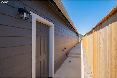 4747 SE Harrier St, Albany, OR 97322 - Photo 41