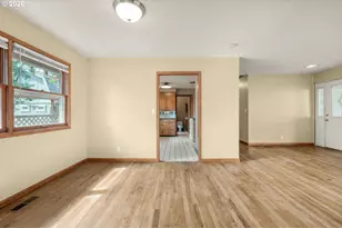 12975 SW Davies Rd, Beaverton, OR 97008 - Photo 15