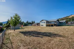 1440 NW Elton Dr, White Salmon, WA 98672 - Photo 43