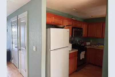 8826 SE Brooklyn St, Portland, OR 97266 - Photo 7