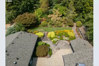 4045 SW Jerald Ct, Portland, OR 97221 - Photo 35