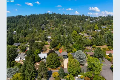 4045 SW Jerald Ct, Portland, OR 97221 - Photo 45