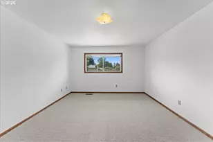270 NE 20th Pl, Hillsboro, OR 97124 - Photo 31