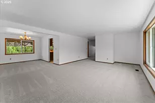 270 NE 20th Pl, Hillsboro, OR 97124 - Photo 13