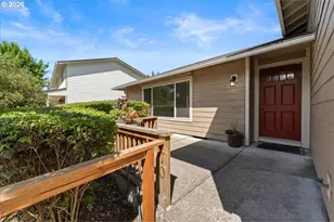 270 NE 20th Pl, Hillsboro, OR 97124 - Photo 5