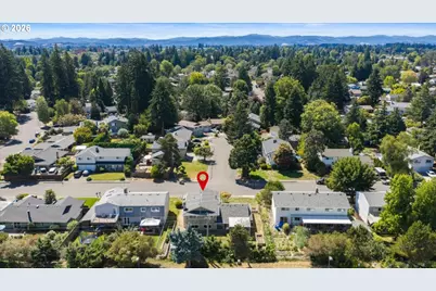 270 NE 20th Pl, Hillsboro, OR 97124 - Photo 39