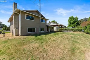 270 NE 20th Pl, Hillsboro, OR 97124 - Photo 43