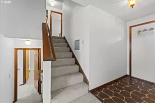 270 NE 20th Pl, Hillsboro, OR 97124 - Photo 9