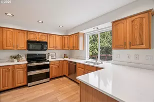 5052 NW Millstone Way, Portland, OR 97229 - Photo 9