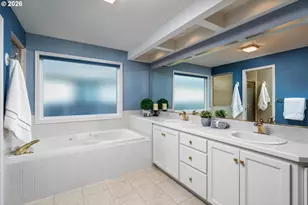 12664 SW Bexley Ln, Portland, OR 97224 - Photo 23