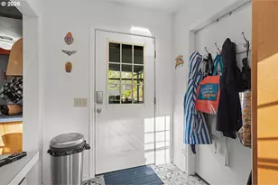 9245 NW Skyline Blvd, Portland, OR 97231 - Photo 17