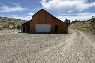 29584 Franks Creek Rd, Dayville, OR 97825 - Photo 31