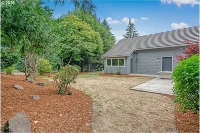 2470 Crestmont Cir, Salem, OR 97302 - Photo 47