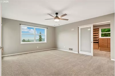 2470 Crestmont Cir, Salem, OR 97302 - Photo 27