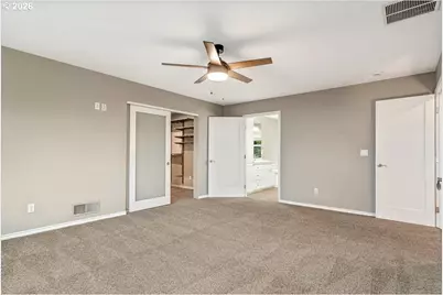 2470 Crestmont Cir, Salem, OR 97302 - Photo 31