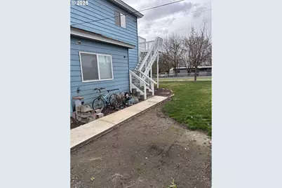 309 E Van Buren St, Athena, OR 97813 - Photo 33