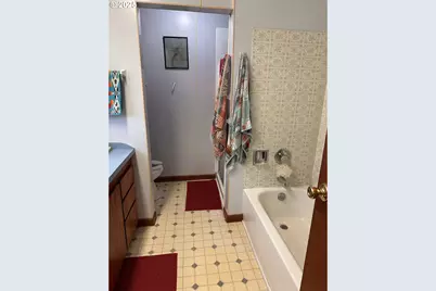 309 E Van Buren St, Athena, OR 97813 - Photo 19