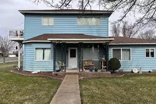 309 E Van Buren St, Athena, OR 97813 - Photo 3