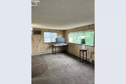 309 E Van Buren St, Athena, OR 97813 - Photo 27