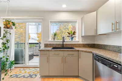 6700 N Pittsburg Ave, Portland, OR 97203 - Photo 11