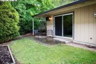 110 SE Vista Ave, Gresham, OR 97080 - Photo 13