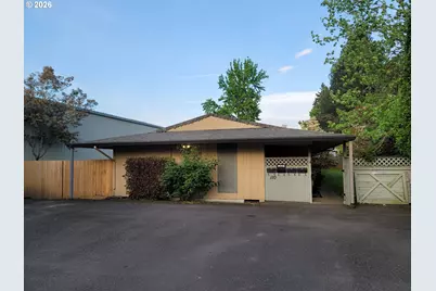 110 SE Vista Ave, Gresham, OR 97080 - Photo 1