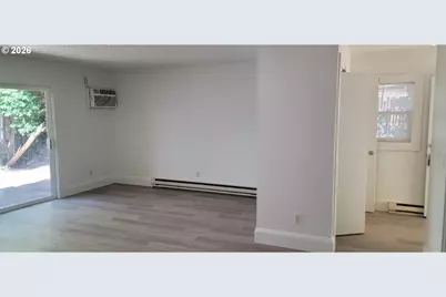 110 SE Vista Ave, Gresham, OR 97080 - Photo 5