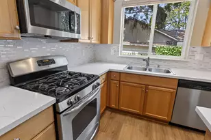 4581 SE Satinwood St, Hillsboro, OR 97123 - Photo 19