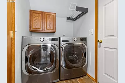 1686 SE 74th Ave, Hillsboro, OR 97123 - Photo 13