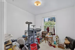 1837 Woodland Ave, Woodburn, OR 97071 - Photo 17