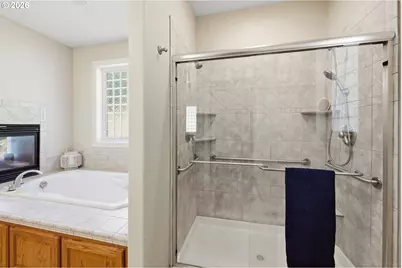 10523 SE Charlotte Dr, Happy Valley, OR 97086 - Photo 25