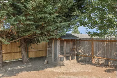 2545 Elysium Ave, Eugene, OR 97401 - Photo 29