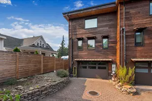 1307 Columbia St, Hood River, OR 97031 - Photo 39