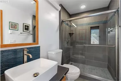 1307 Columbia St, Hood River, OR 97031 - Photo 29